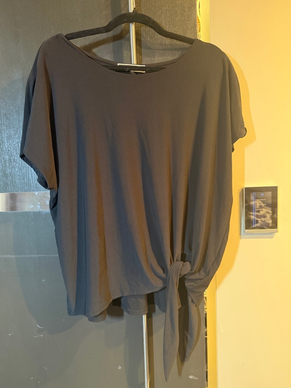 Women’s Black Short Sleeve Tie-Front Tee